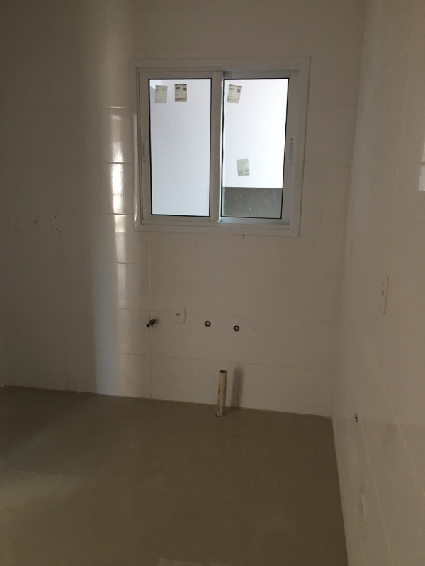 Apartamento à venda com 2 quartos, 66m² - Foto 14