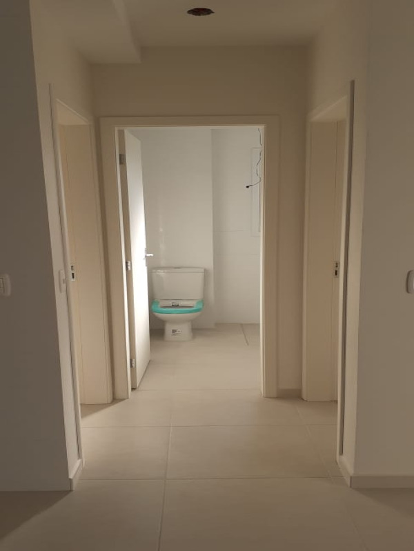 Apartamento à venda com 2 quartos, 60m² - Foto 23