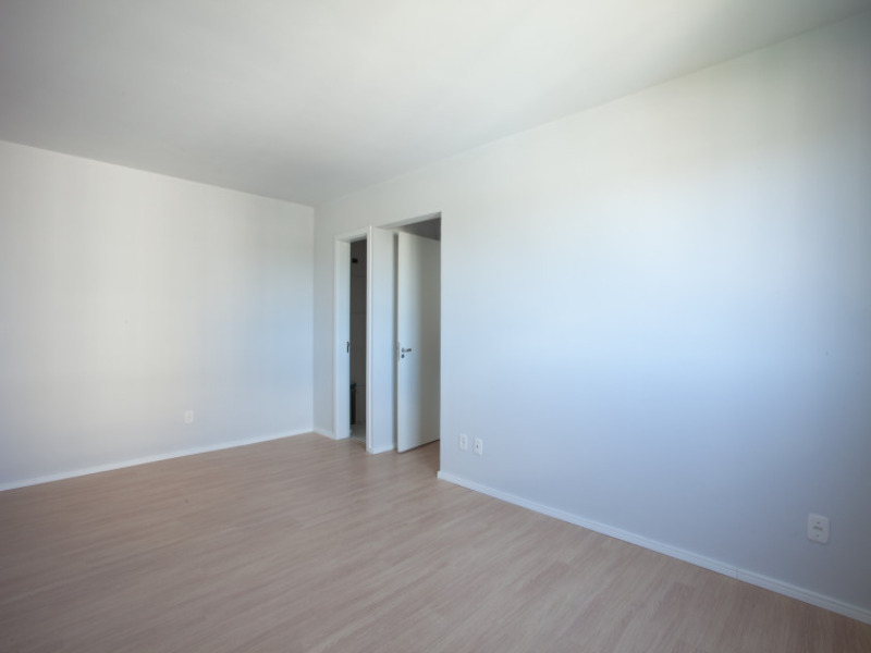 Apartamento à venda com 2 quartos, 80m² - Foto 25