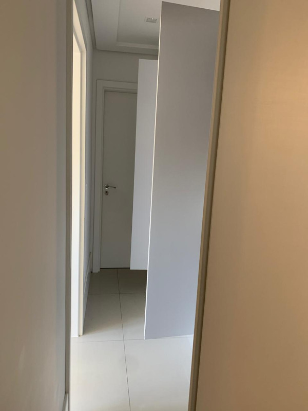 Apartamento à venda com 3 quartos, 177m² - Foto 18