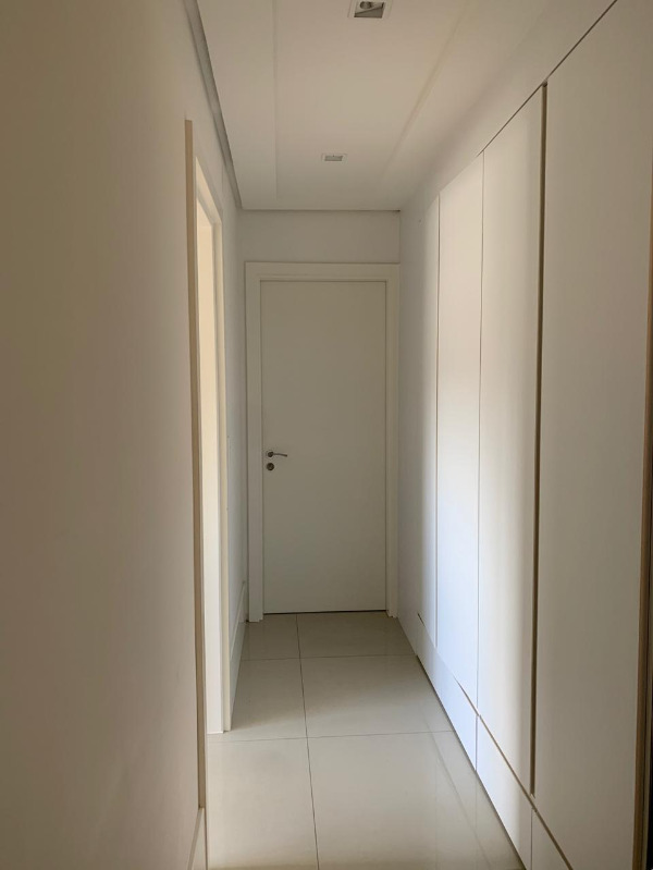 Apartamento à venda com 3 quartos, 177m² - Foto 21