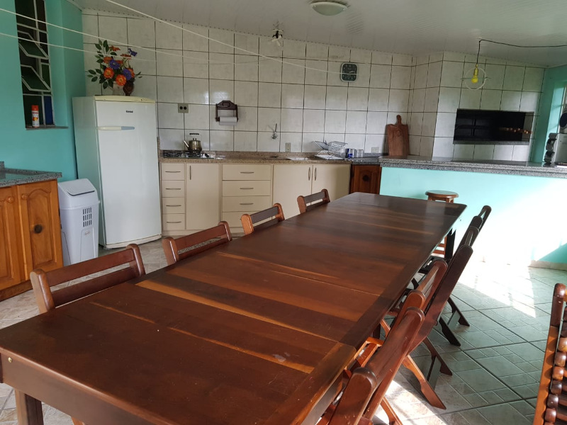 Casa à venda com 3 quartos, 407m² - Foto 2