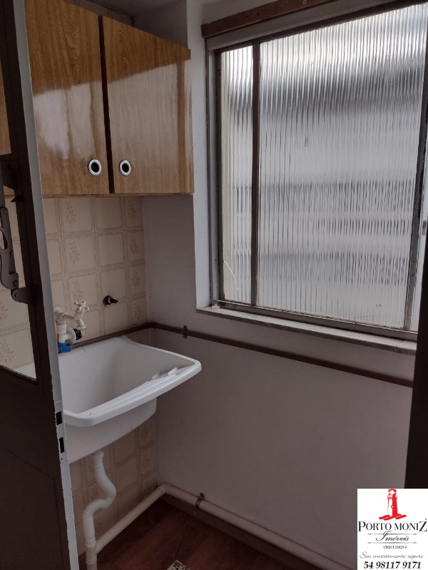 Apartamento à venda com 2 quartos, 70m² - Foto 4