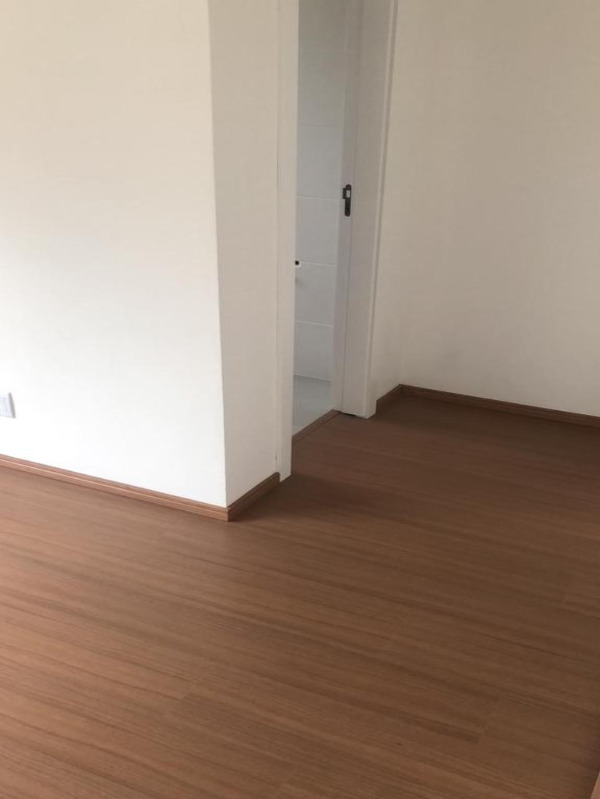 Casa à venda com 3 quartos, 63m² - Foto 5