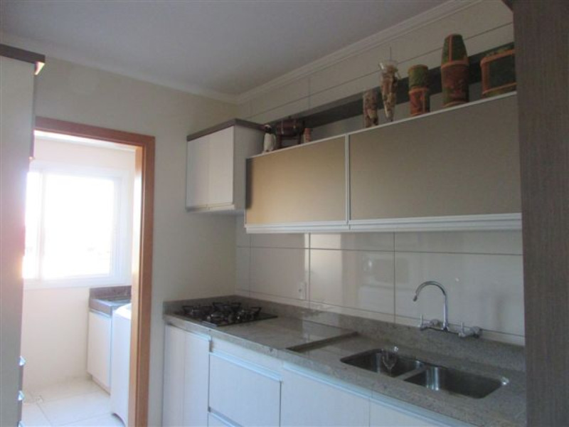 Apartamento à venda com 3 quartos, 83m² - Foto 9