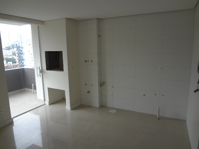 Apartamento à venda com 3 quartos, 120m² - Foto 5