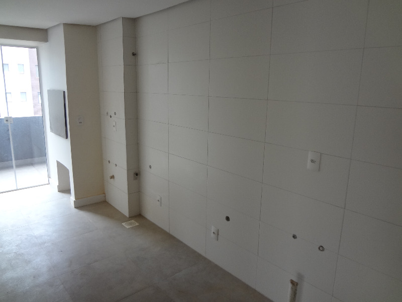 Apartamento à venda com 2 quartos, 77m² - Foto 12