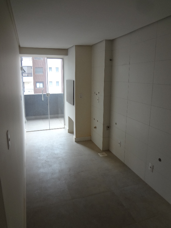 Apartamento à venda com 2 quartos, 77m² - Foto 11