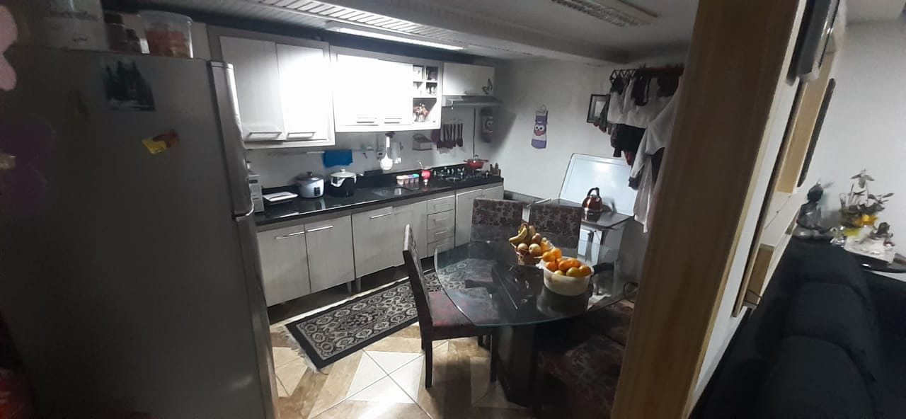 Casa à venda com 5 quartos, 120m² - Foto 13