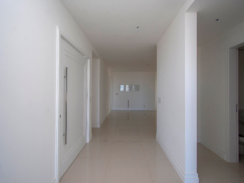 Apartamento à venda com 3 quartos, 333m² - Foto 35