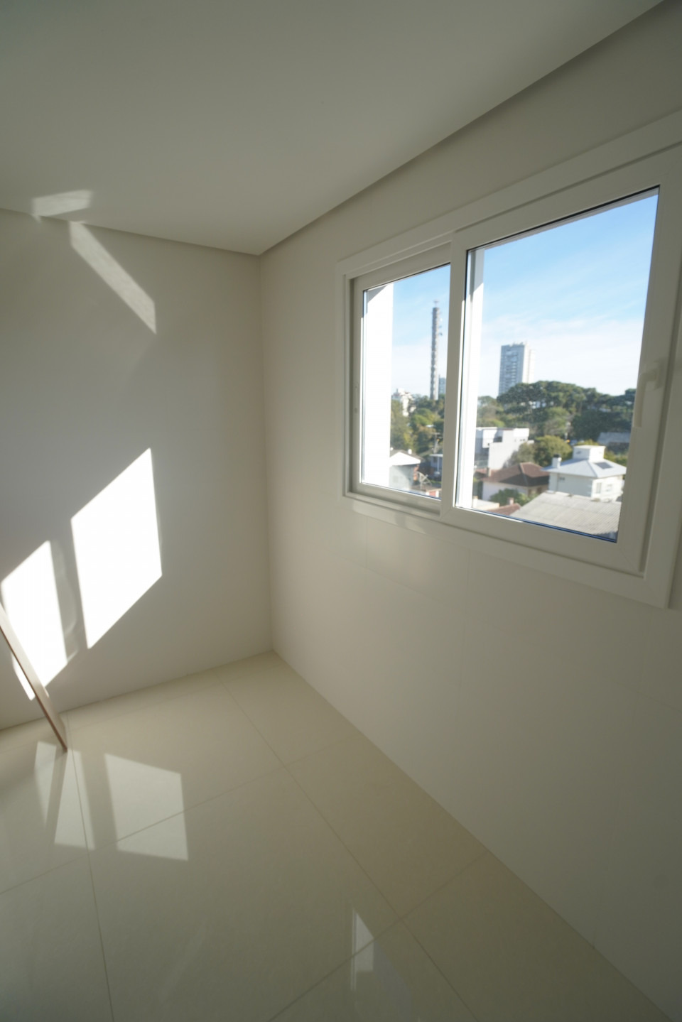 Apartamento à venda com 3 quartos, 137m² - Foto 10