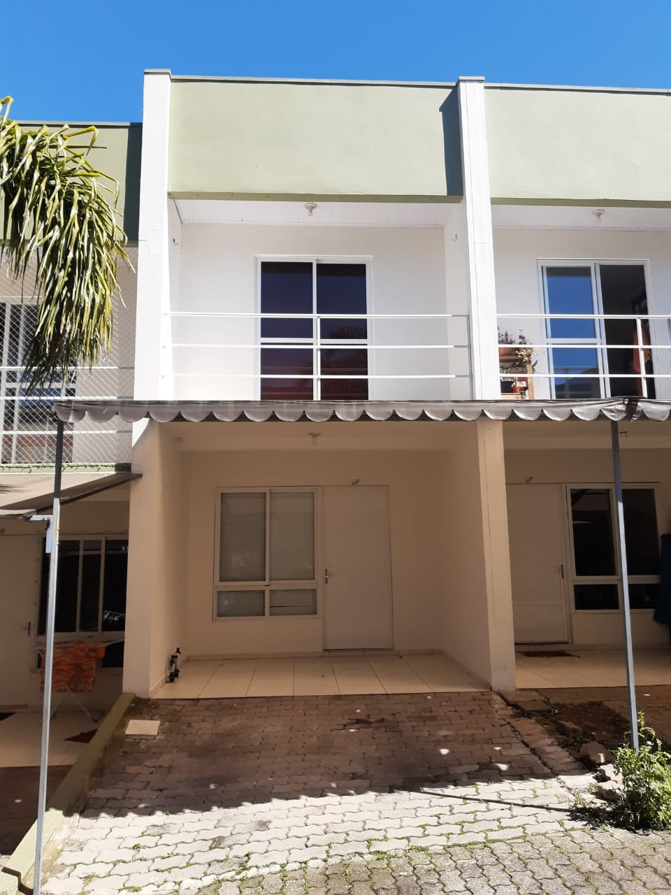 Sobrado à venda com 2 quartos, 56m² - Foto 1