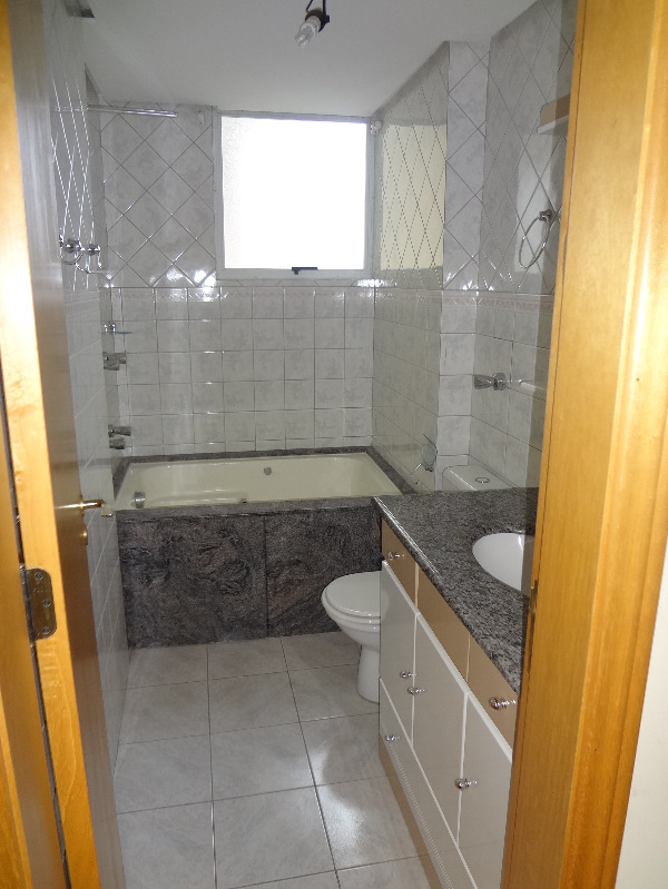 Apartamento à venda com 2 quartos, 60m² - Foto 19