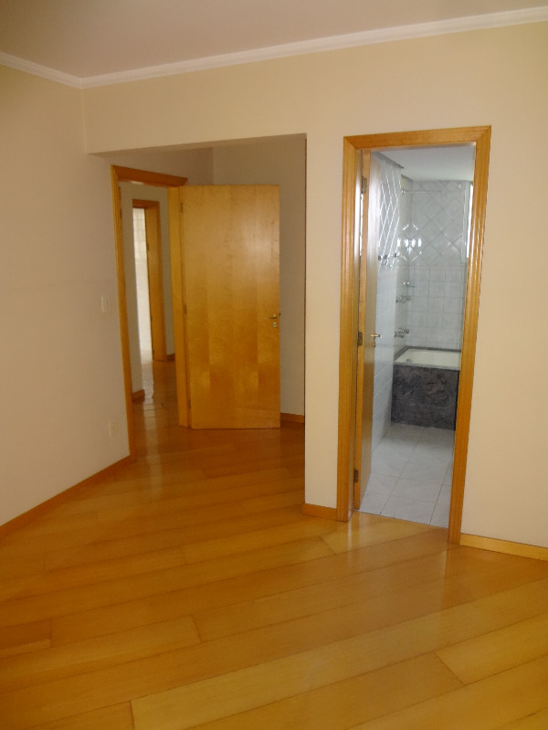 Apartamento à venda com 2 quartos, 60m² - Foto 18