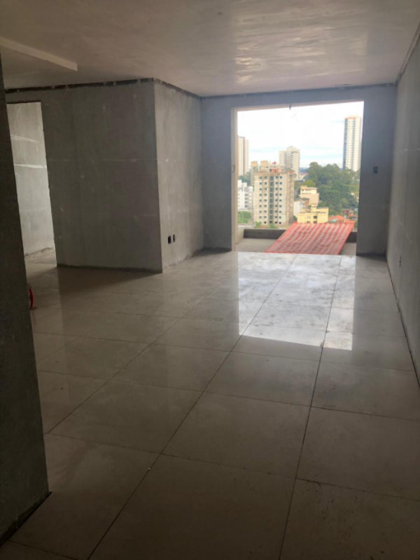 Apartamento à venda com 2 quartos, 76m² - Foto 23