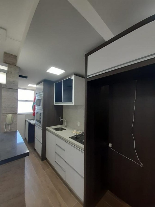 Apartamento à venda com 2 quartos, 50m² - Foto 3