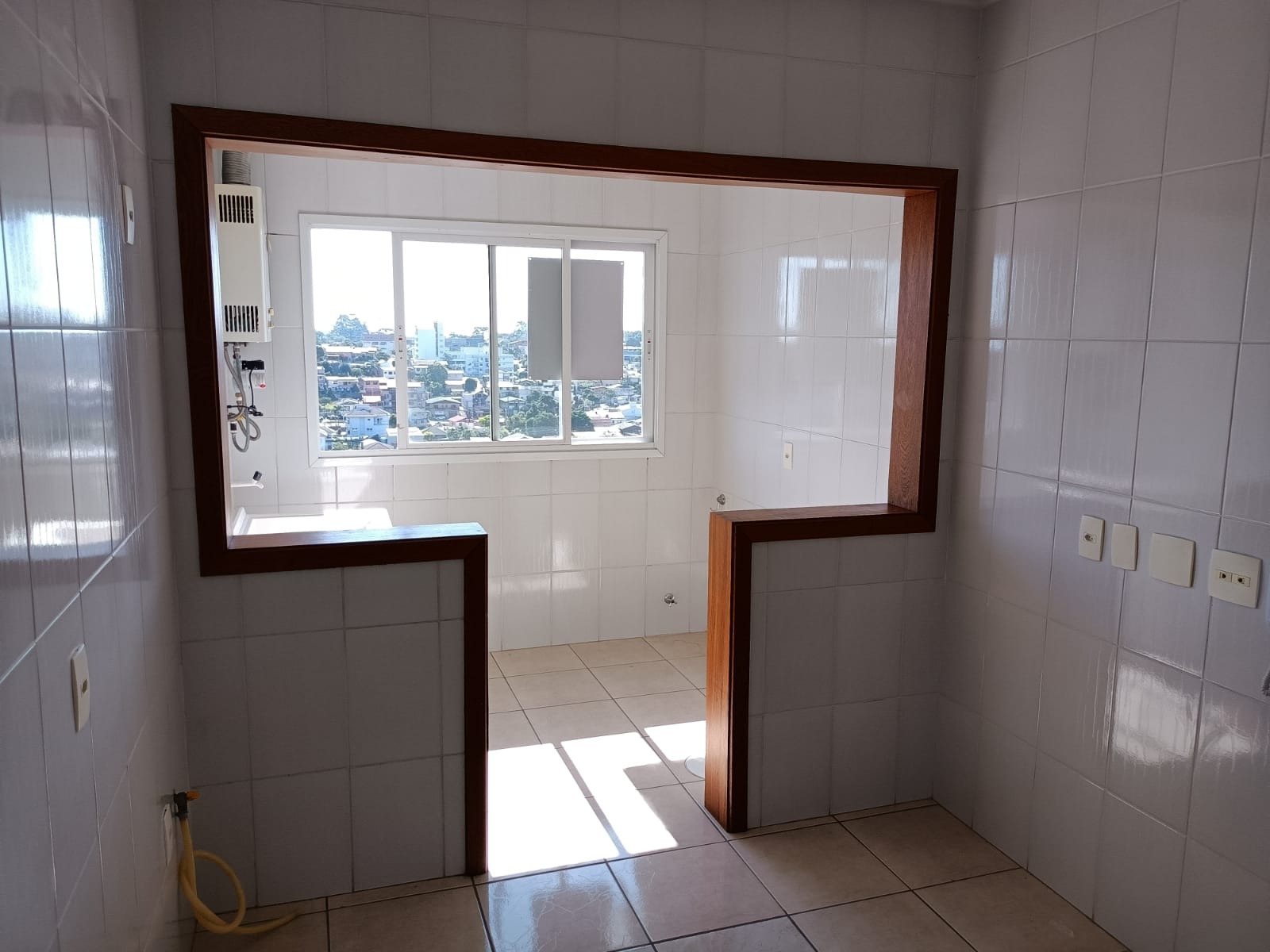 Apartamento à venda com 2 quartos, 79m² - Foto 2