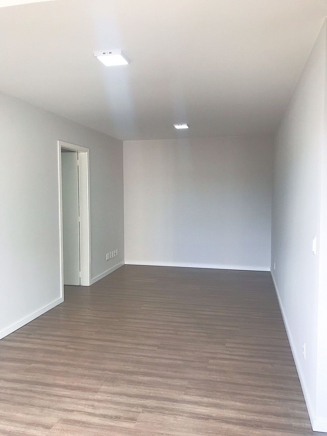 Apartamento à venda com 3 quartos, 100m² - Foto 5