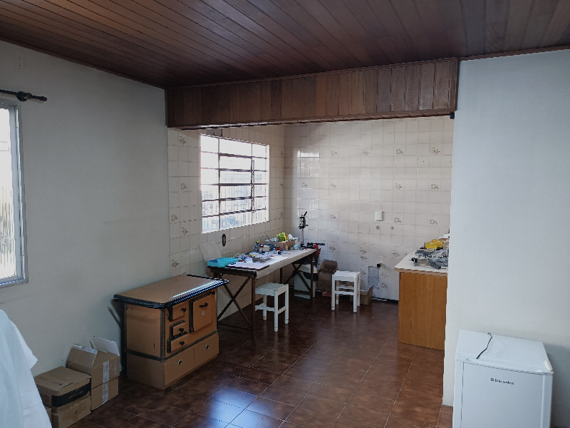 Casa à venda com 2 quartos, 292m² - Foto 9