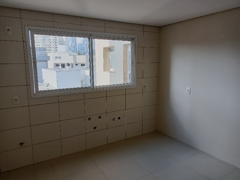 Apartamento à venda com 3 quartos, 108m² - Foto 6