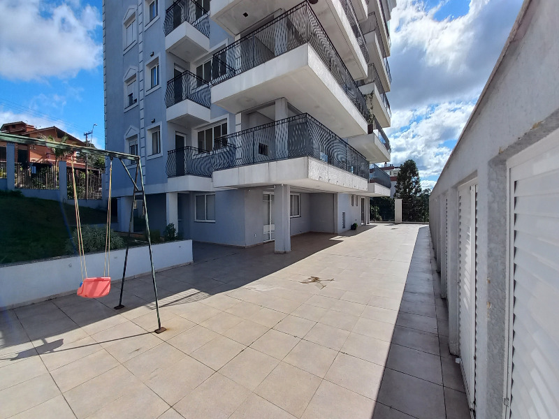 Apartamento à venda com 3 quartos, 184m² - Foto 4