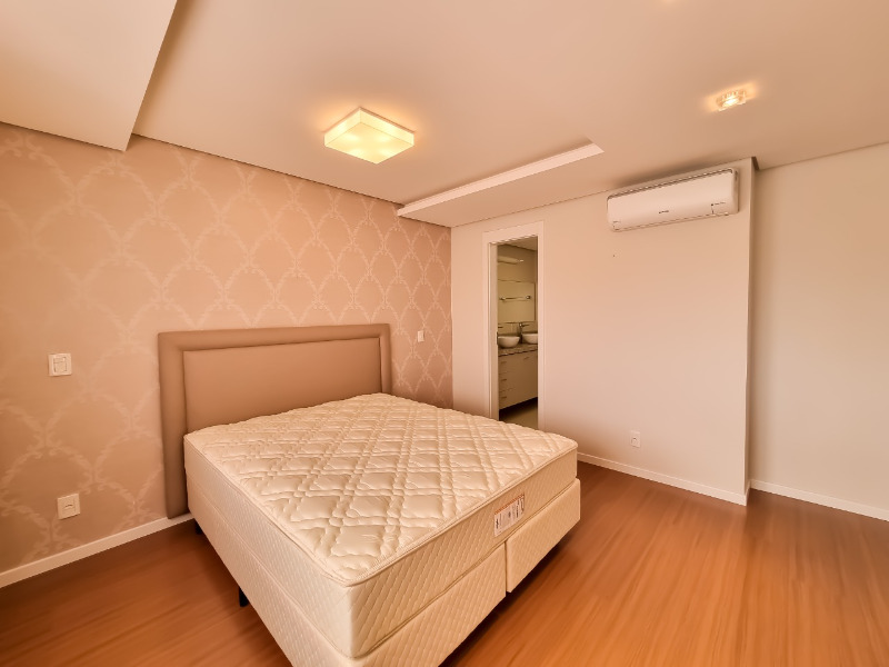 Apartamento à venda com 2 quartos, 106m² - Foto 4