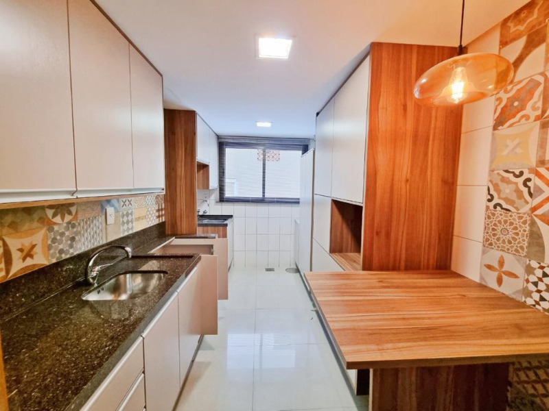 Apartamento à venda com 3 quartos, 92m² - Foto 17