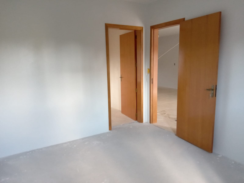 Casa à venda com 3 quartos, 180m² - Foto 11