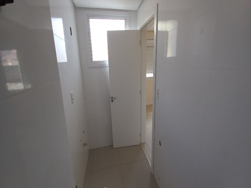 Apartamento à venda com 3 quartos, 184m² - Foto 32