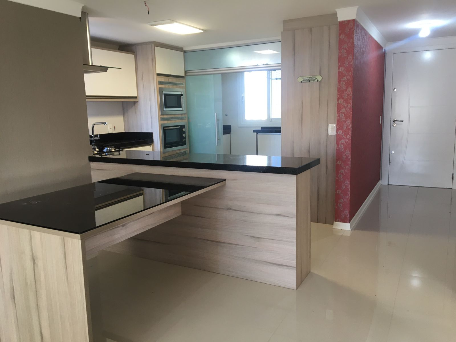 Apartamento à venda com 3 quartos, 96m² - Foto 3