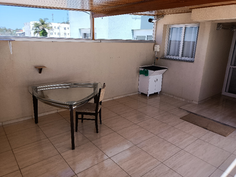 Apartamento para alugar com 2 quartos, 110m² - Foto 23