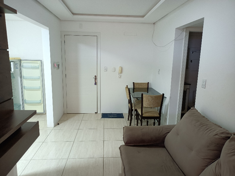 Apartamento para alugar com 2 quartos, 110m² - Foto 4