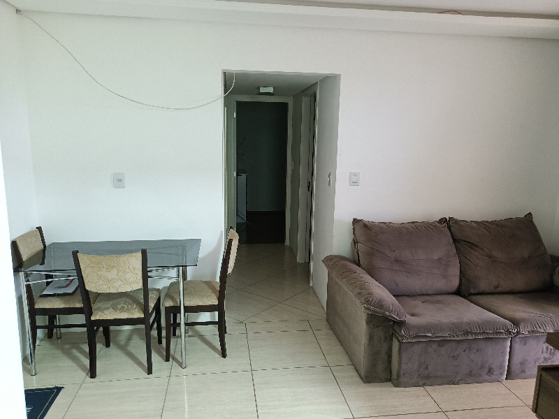 Apartamento para alugar com 2 quartos, 110m² - Foto 7