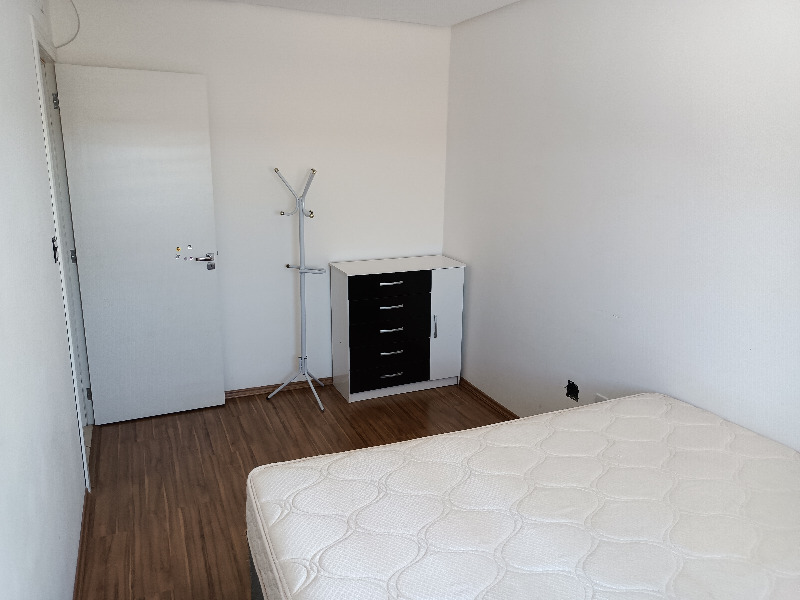 Apartamento para alugar com 2 quartos, 110m² - Foto 17