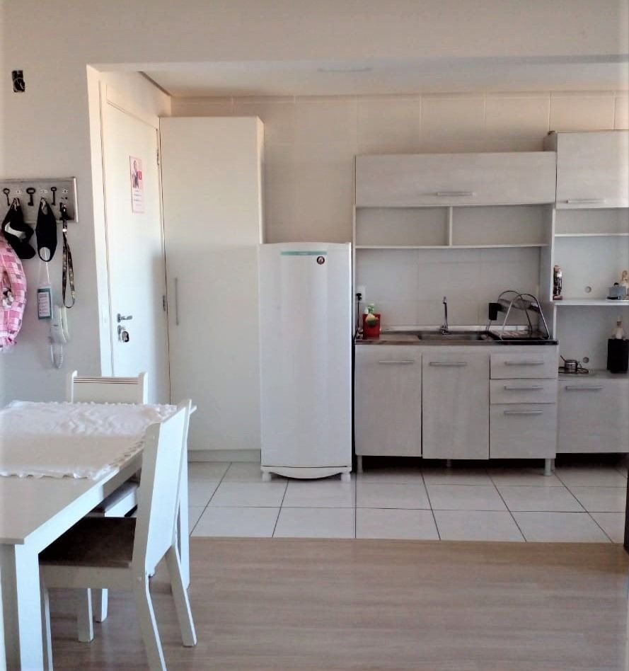 Apartamento à venda com 2 quartos, 51m² - Foto 6