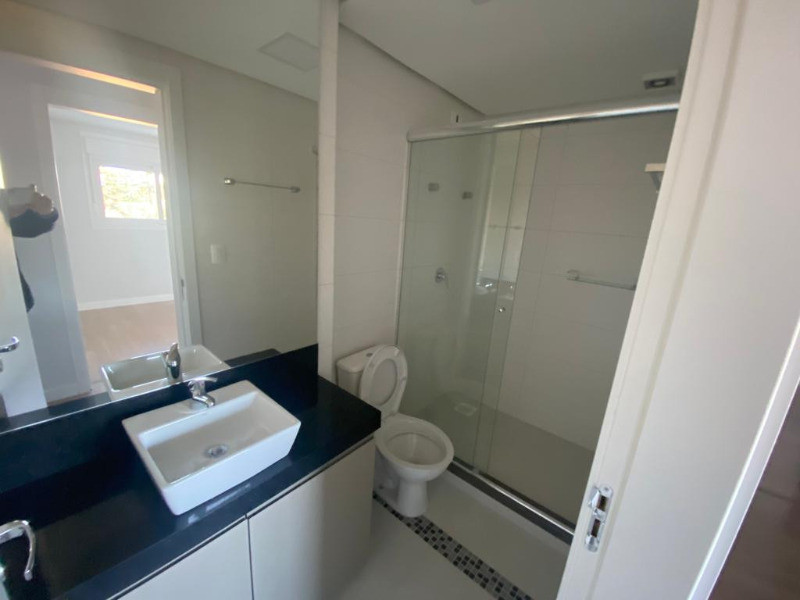 Apartamento à venda com 2 quartos, 67m² - Foto 18