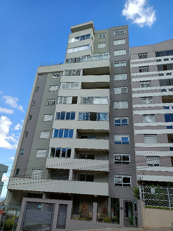 Apartamento à venda com 2 quartos, 72m² - Foto 1