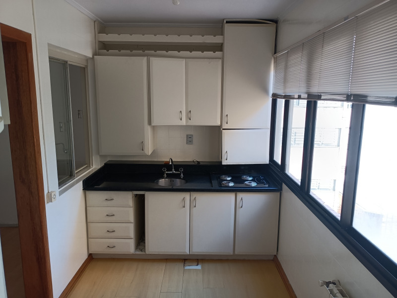 Apartamento à venda com 2 quartos, 80m² - Foto 21