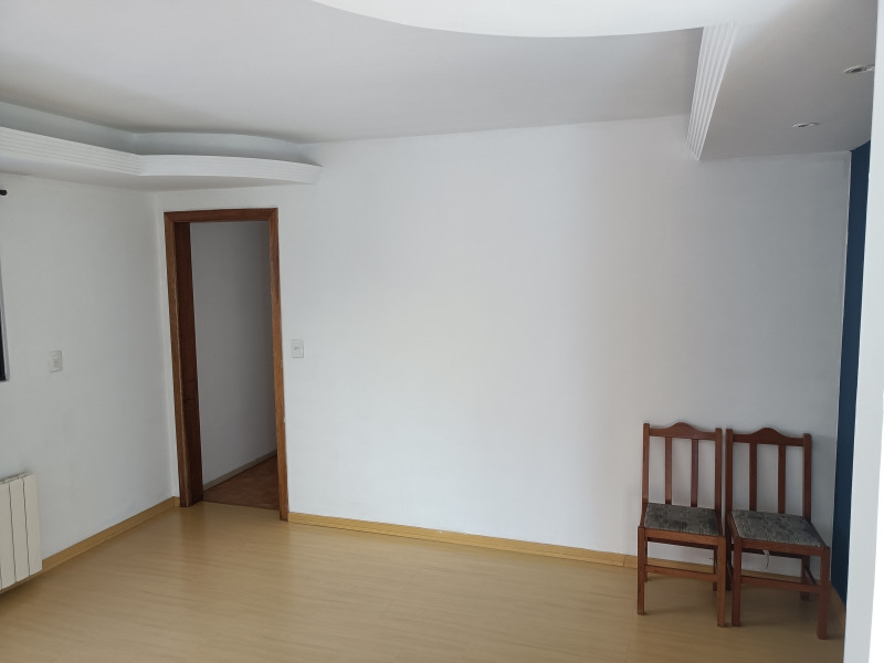 Apartamento à venda com 2 quartos, 80m² - Foto 5