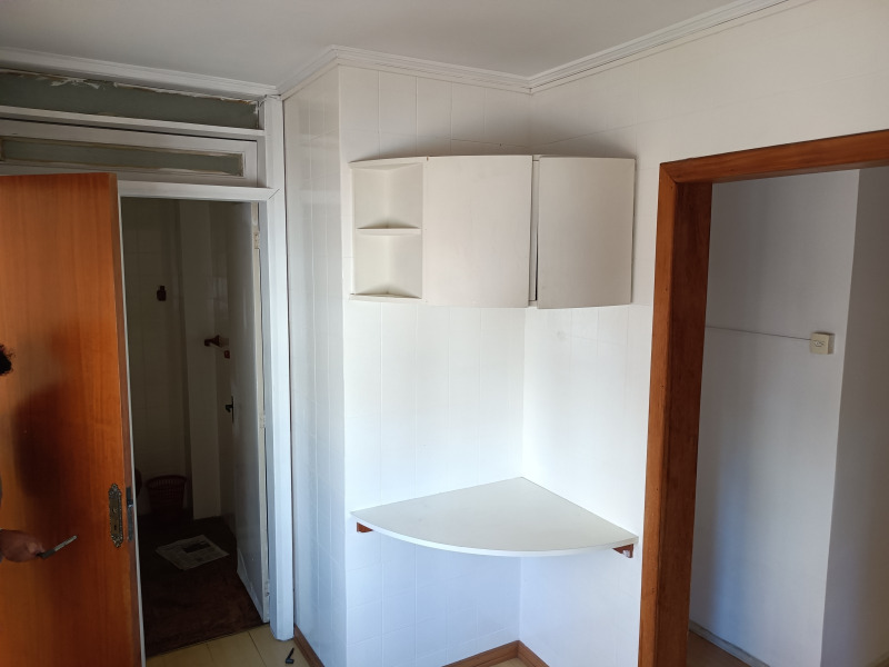 Apartamento à venda com 2 quartos, 80m² - Foto 19