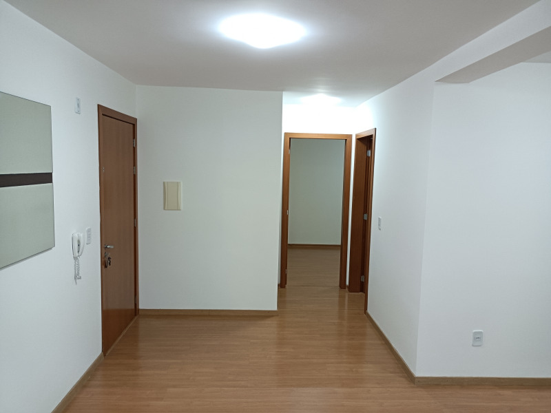 Apartamento à venda com 2 quartos, 60m² - Foto 8