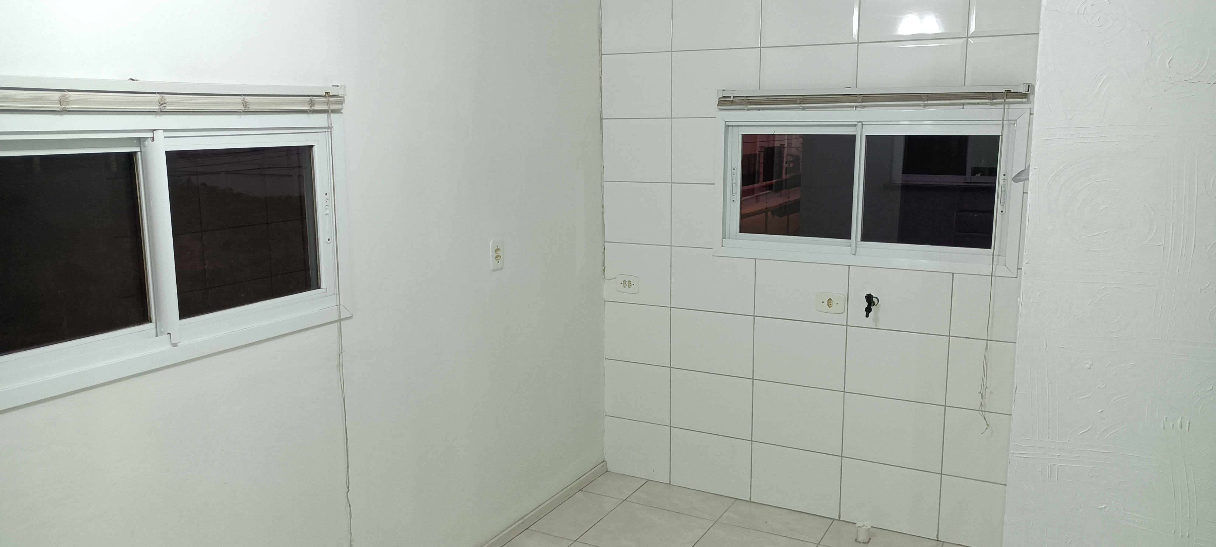 Casa à venda com 2 quartos, 71m² - Foto 17