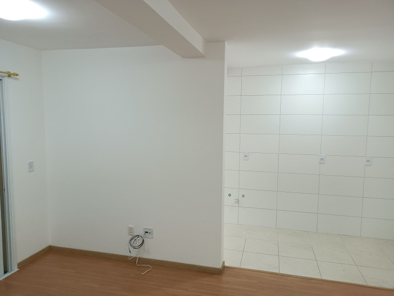 Apartamento à venda com 2 quartos, 60m² - Foto 10