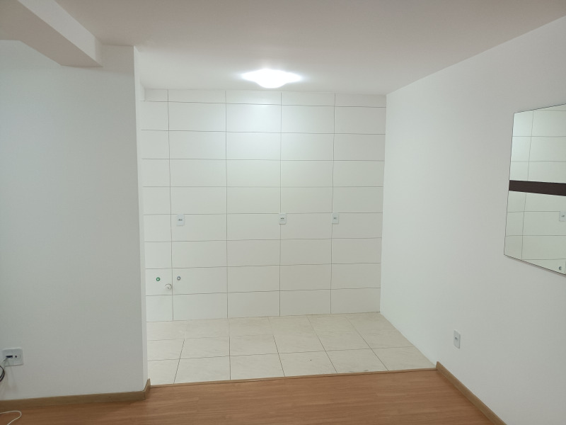 Apartamento à venda com 2 quartos, 60m² - Foto 11