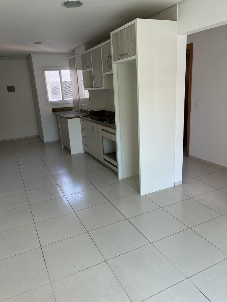 Apartamento à venda com 2 quartos, 55m² - Foto 2