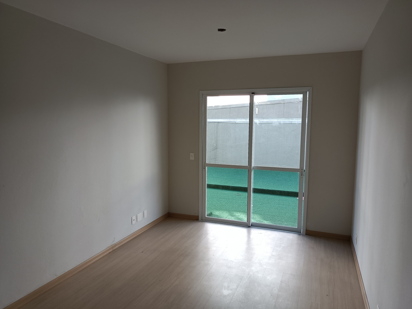 Apartamento à venda com 2 quartos, 120m² - Foto 1