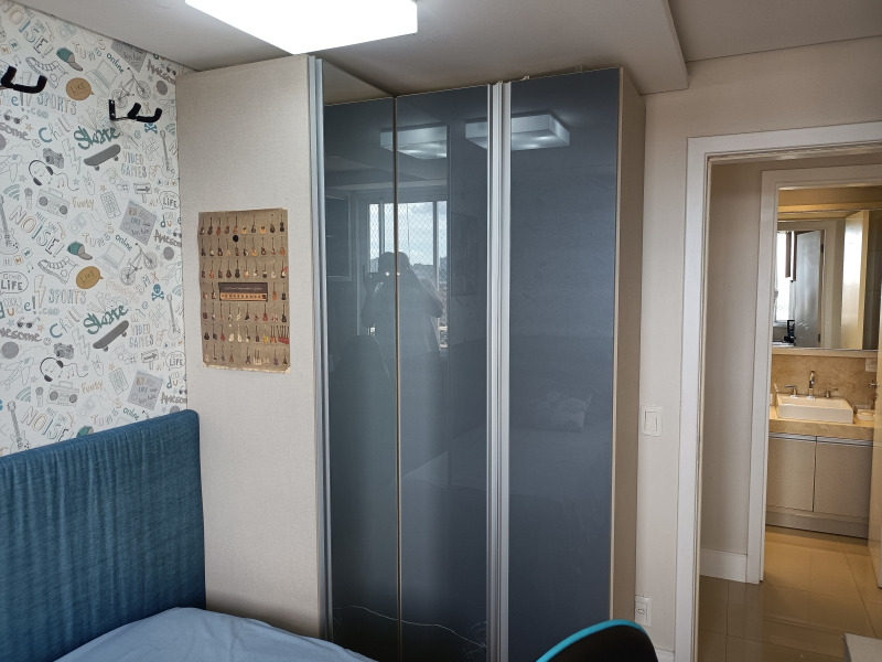 Apartamento à venda com 3 quartos, 142m² - Foto 10