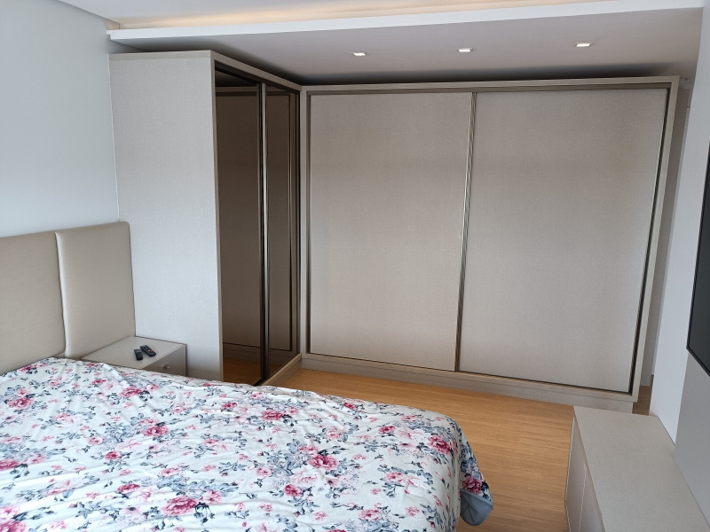 Apartamento à venda com 3 quartos, 142m² - Foto 15