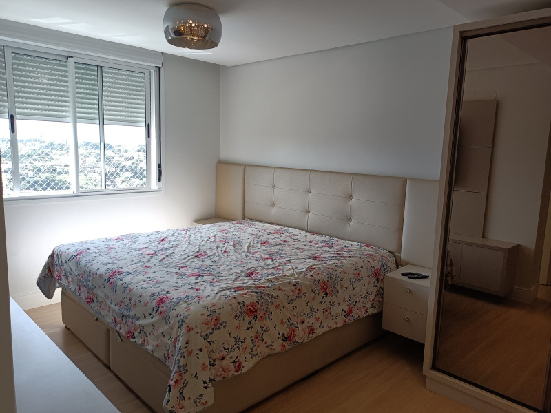 Apartamento à venda com 3 quartos, 142m² - Foto 13