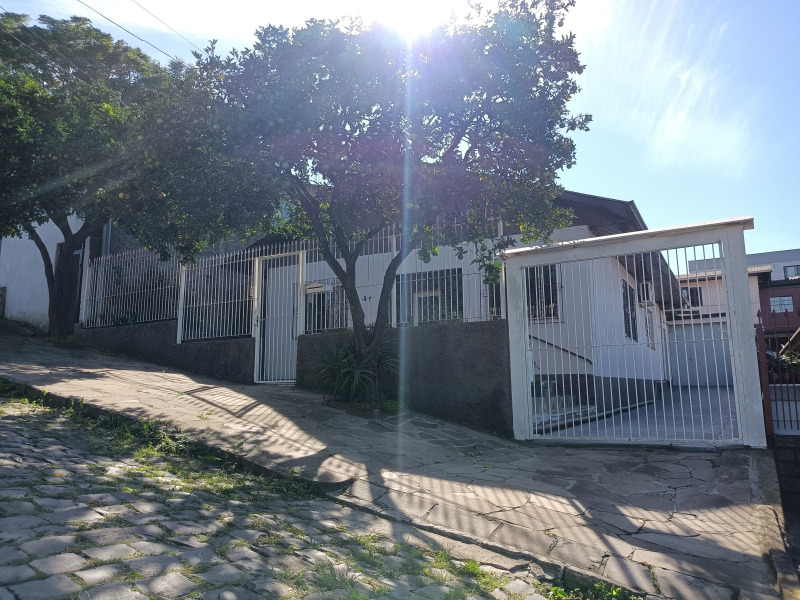 Casa à venda com 4 quartos, 360m² - Foto 24